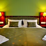 Forster Vadaszkastely Wellness Es Konferencia Szalloda 3*