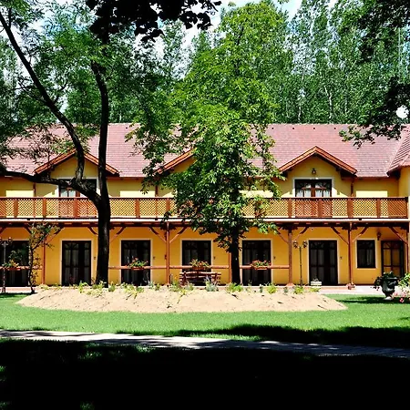 Hotel Forster Vadaszkastely Wellness Es Konferencia Szalloda Bugyi