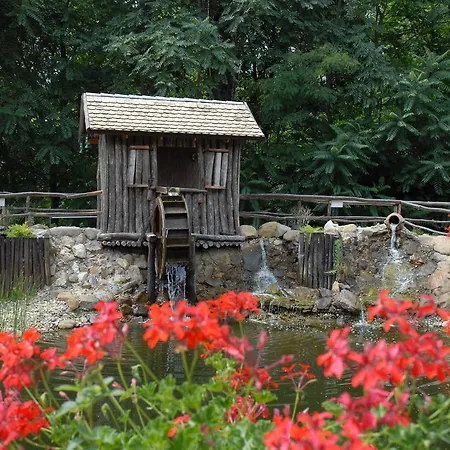Отель Forster Vadaszkastely Wellness Es Konferencia Szalloda Bugyi