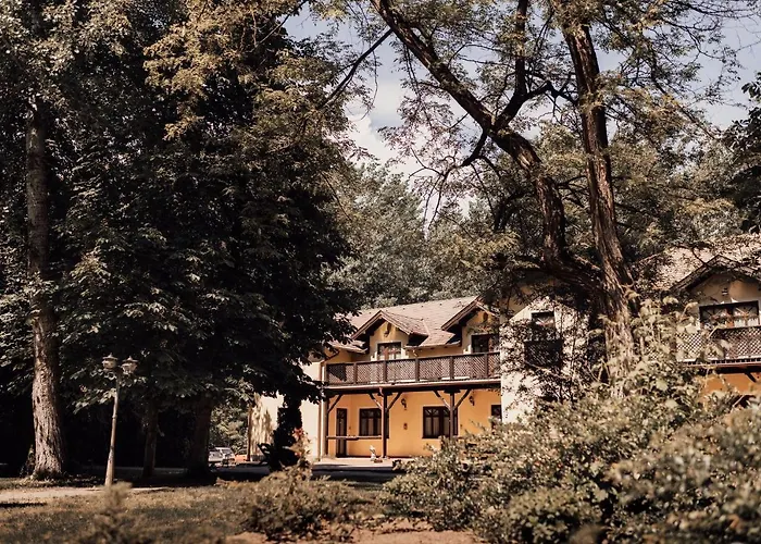 Forster Vadaszkastely Wellness Es Konferencia Szalloda Hotell